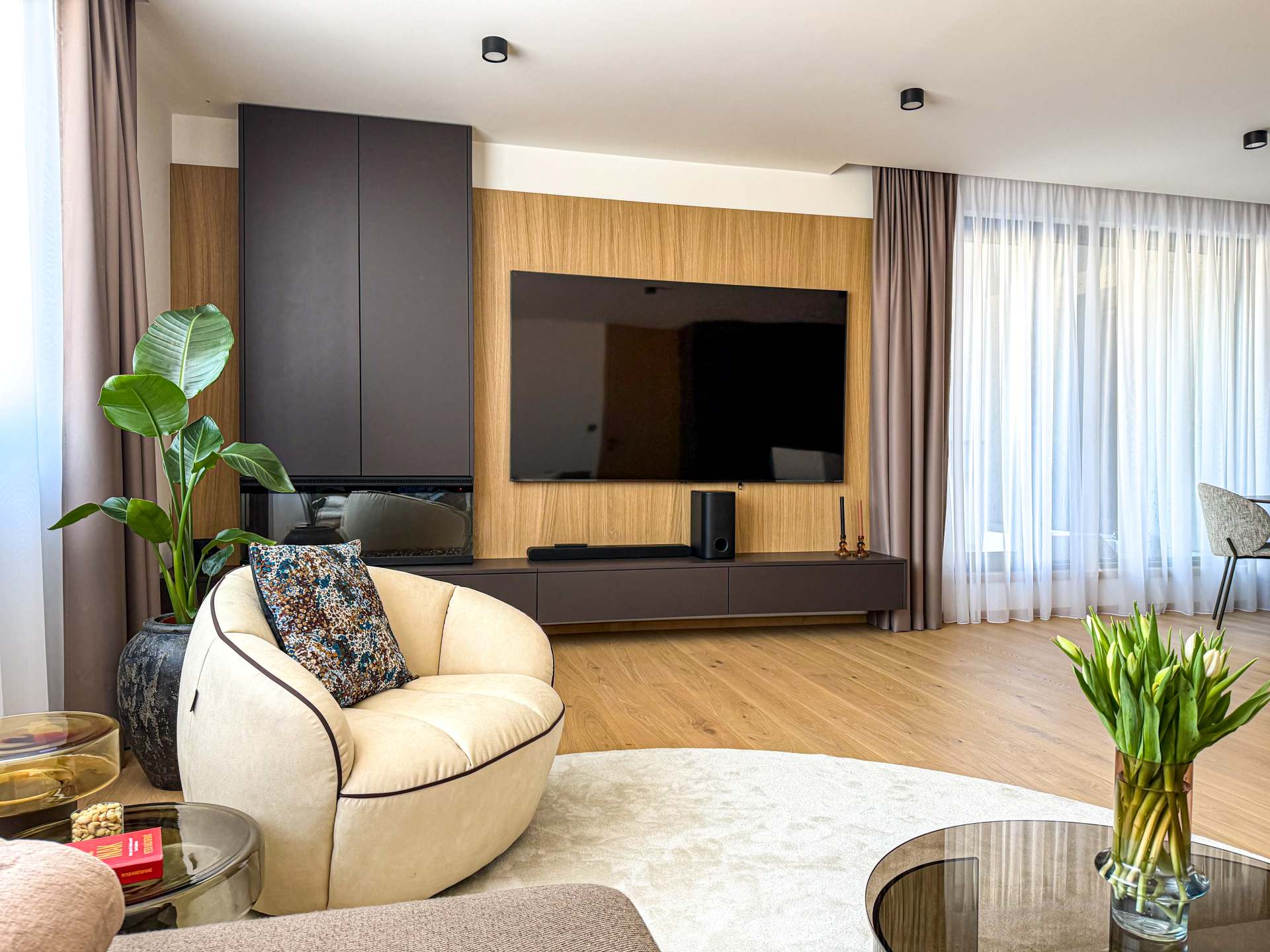 Interiér na mieru Dub Prírodný | Evermatt Hnedá